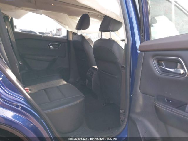 JN8AT3BBXMW230132 Nissan Rogue Sv Intelligent Awd