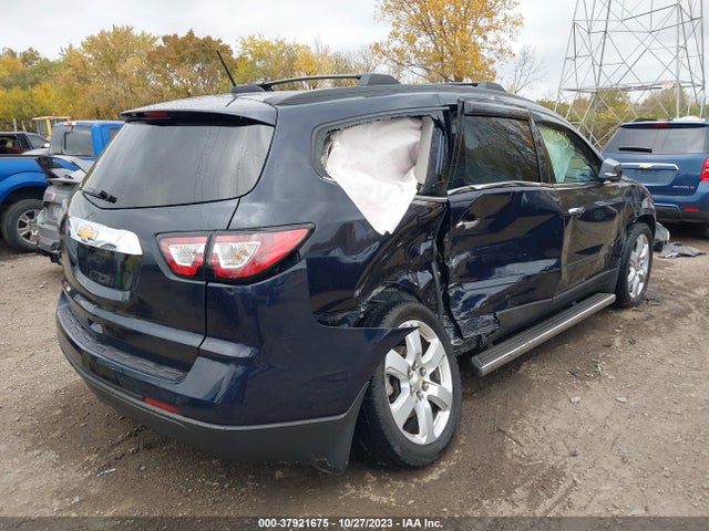 Chevrolet Traverse Lt 2017 1GNKRGKD3HJ193877 Image 4