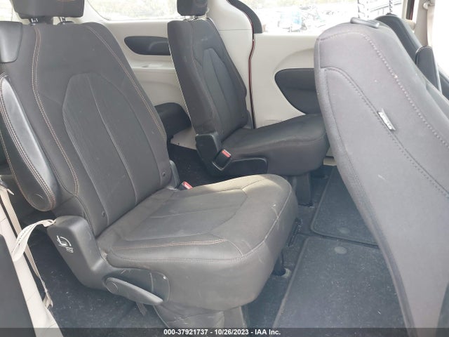 2C4RC1DG4HR509053 Chrysler Pacifica Touring