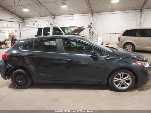 Chevrolet Cruze Lt Auto 2018 3G1BE6SMXJS519833 Image 13
