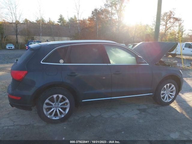WA1LFAFP4EA096877 Audi Q5 Premium Plus