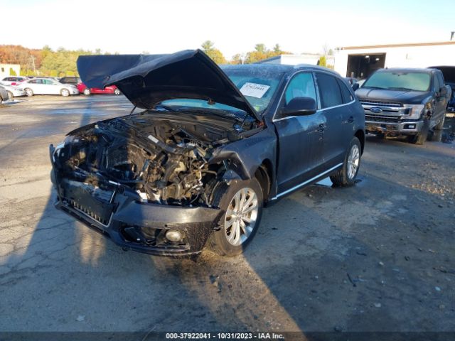 WA1LFAFP4EA096877 Audi Q5 Premium Plus