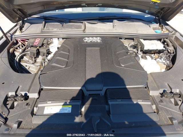 WA1LAAF79JD033488 Audi Q7 3.0t Premium