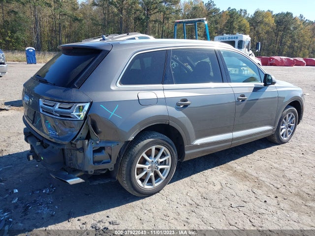 WA1LAAF79JD033488 Audi Q7 3.0t Premium