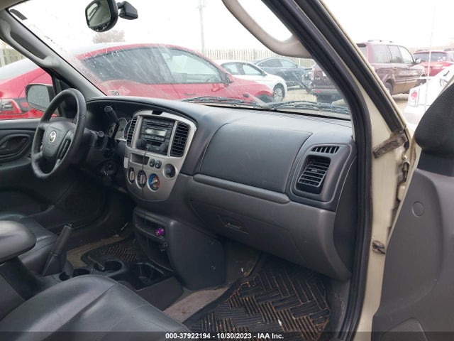 Aukcja sprzedaży 2004 Mazda Tribute Es, vin: 4F2CZ96144KM24699, numer aukcji: 37922194