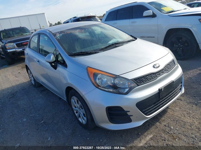 2016 KNADM5A34G6583740 main image
