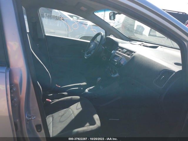 KIA RIO LX 2016 KNADM5A34G6583740 Image 4