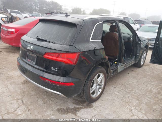 WA1BNAFY3J2085879 Audi Q5 Premium Plus