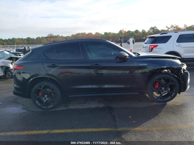ZASPAKBN0P7D58000 Alfa Romeo Stelvio Veloce