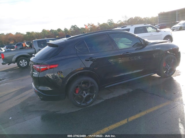 ZASPAKBN0P7D58000 Alfa Romeo Stelvio Veloce