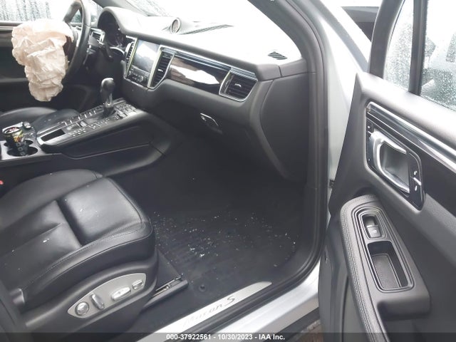 2017 PORSCHE MACAN WP1AB2A5XHLB19199 Photo 4