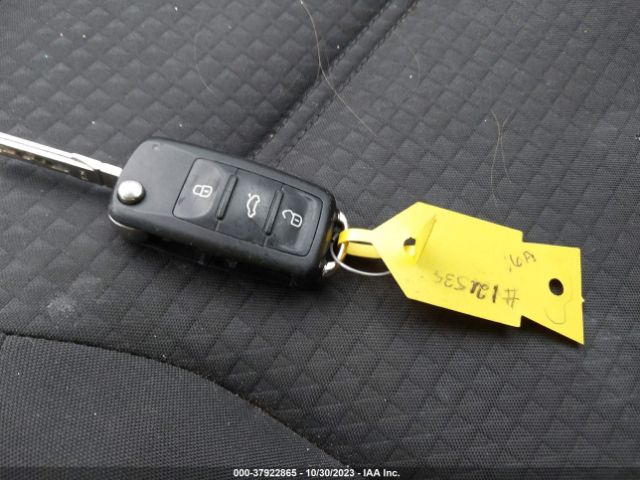 3VW267AJ5GM205292 Volkswagen Jetta 1.4t S