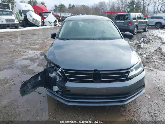 3VW267AJ5GM205292 Volkswagen Jetta 1.4t S