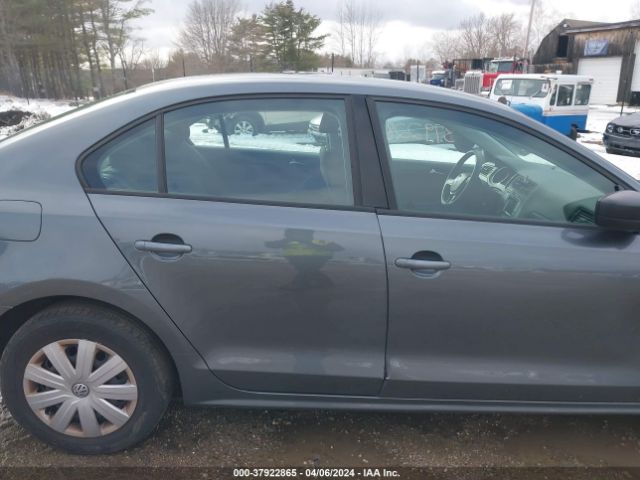 3VW267AJ5GM205292 Volkswagen Jetta 1.4t S
