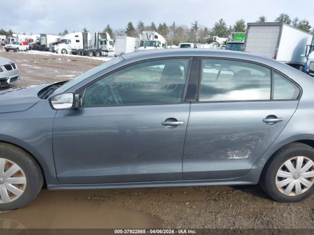 3VW267AJ5GM205292 Volkswagen Jetta 1.4t S