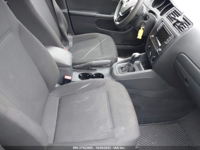 3VW267AJ5GM205292 Volkswagen Jetta 1.4t S