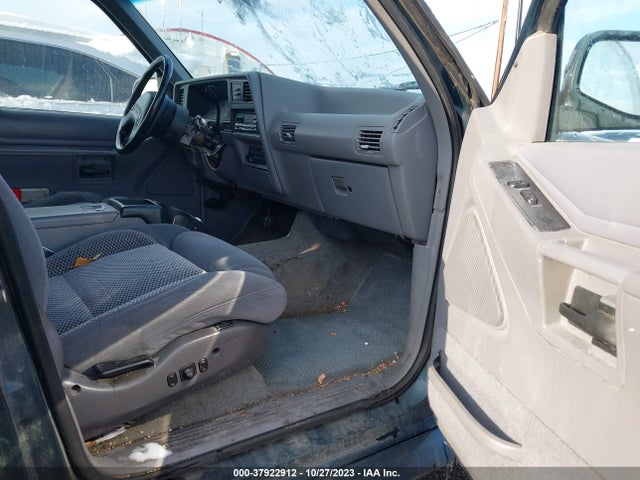 1994 FORD EXPLORER VIN: 1FMDU34X5RUC95337