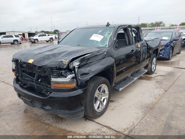 Chevrolet Silverado 1500 Silverado Custom 2018 3GCPCPEC8JG642612 Image 2