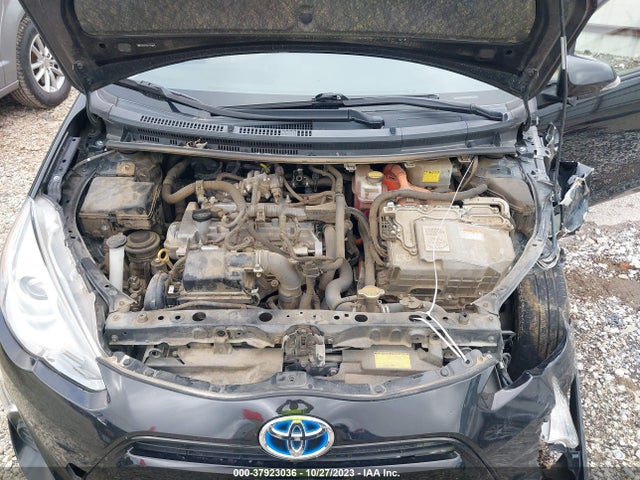 Toyota Prius C One/two/three/four 2015 JTDKDTB32F1580859 Image 10