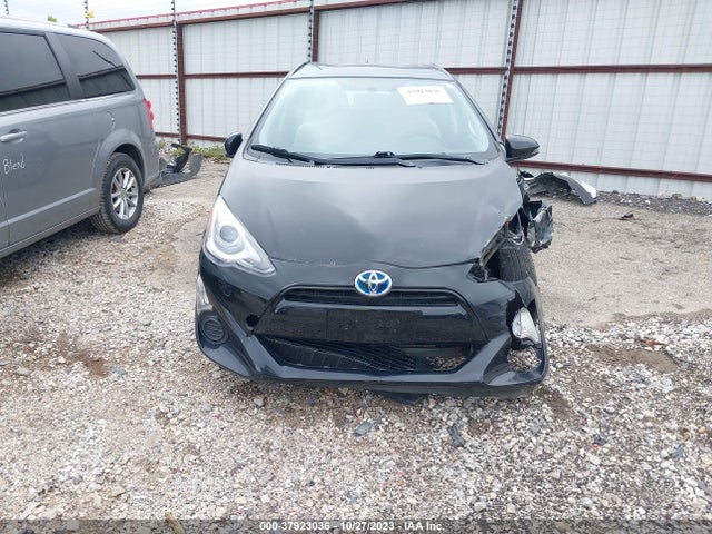 Toyota Prius C One/two/three/four 2015 JTDKDTB32F1580859 Image 12