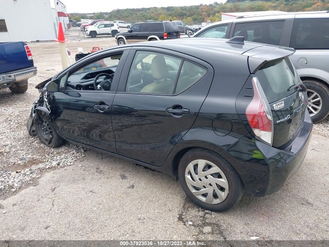 Toyota Prius C One/two/three/four 2015 JTDKDTB32F1580859 Image 3