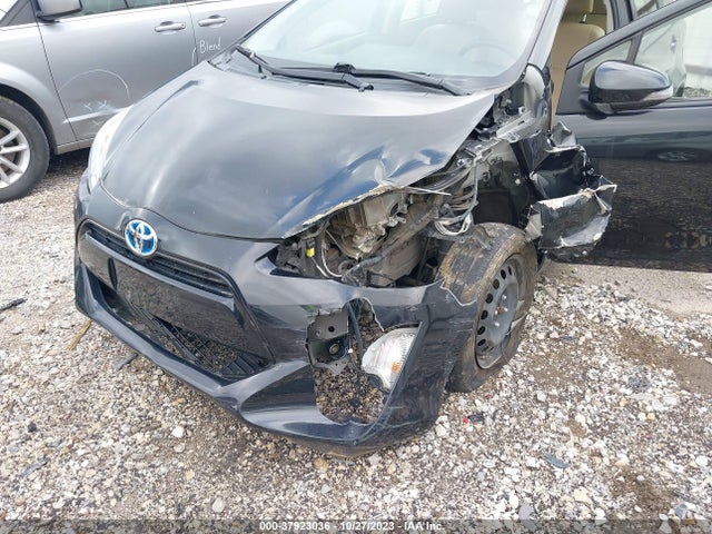 Toyota Prius C One/two/three/four 2015 JTDKDTB32F1580859 Image 6