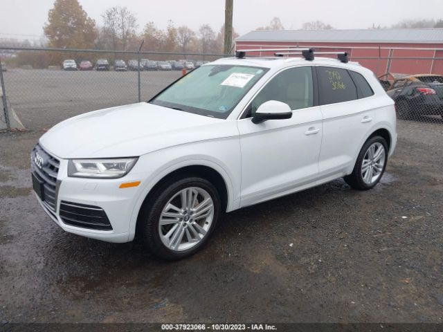 WA1BNAFY9K2022092 Audi Q5 Premium Plus