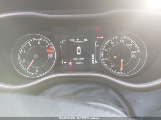 1C4PJMCB8HW512081 Jeep Cherokee Latitude