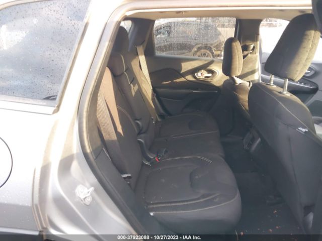 1C4PJMCB8HW512081 Jeep Cherokee Latitude