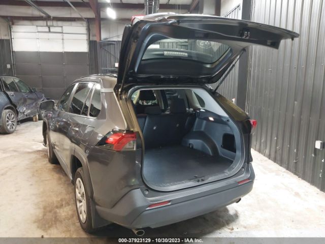 2019 TOYOTA RAV4 JTMF1RFV9KJ016404 Photo 2