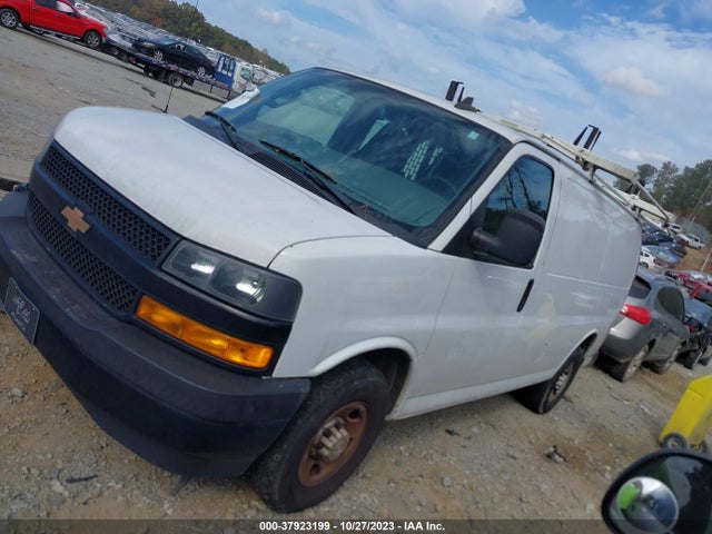 2018 CHEVROLET EXPRESS CARGO VAN VIN: 1GCWGAFP1J1342360