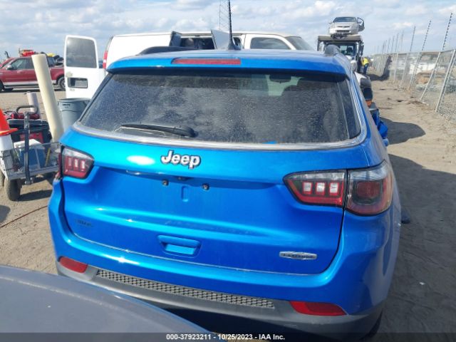3C4NJCBB7NT187427 Jeep Compass Latitude Fwd