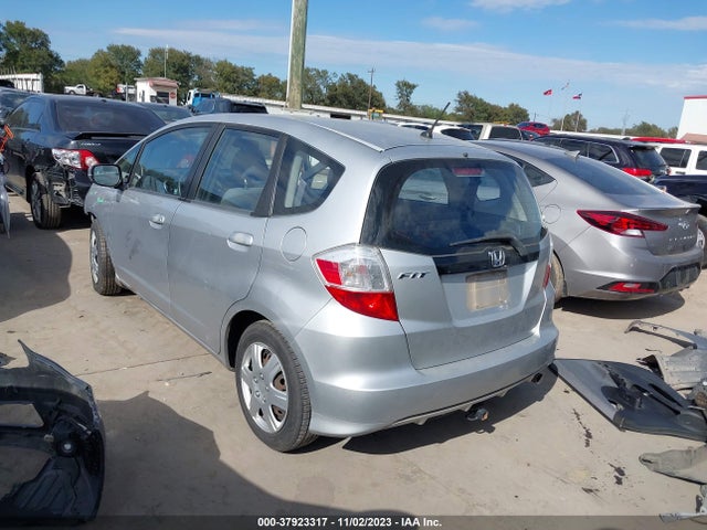 2012 HONDA FIT VIN: JHMGE8H3XCC028774