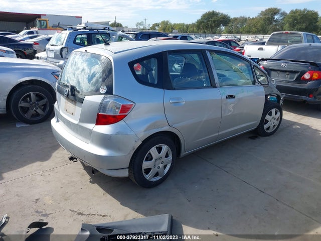 2012 HONDA FIT VIN: JHMGE8H3XCC028774