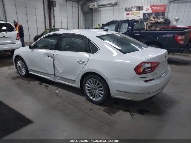 1VWBS7A32GC012791 Volkswagen Passat 1.8t Se