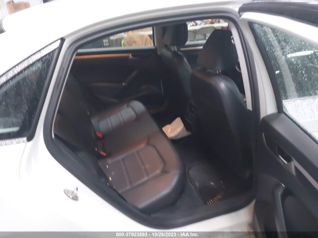 1VWBS7A32GC012791 Volkswagen Passat 1.8t Se