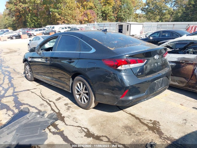 Hyundai SONATA SE 2019 5NPE24AF0KH733746 Image 3