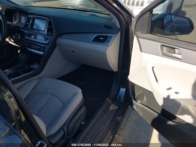 Hyundai SONATA SE 2019 5NPE24AF0KH733746 Image 5
