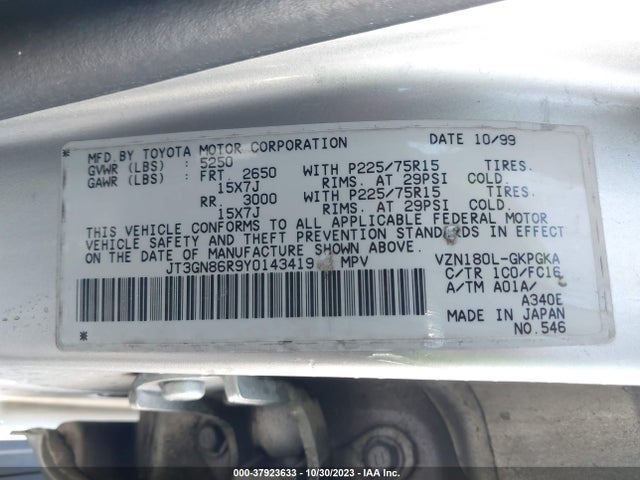 2000 TOYOTA 4RUNNER SR5 V6 VIN: JT3GN86R9Y0143419