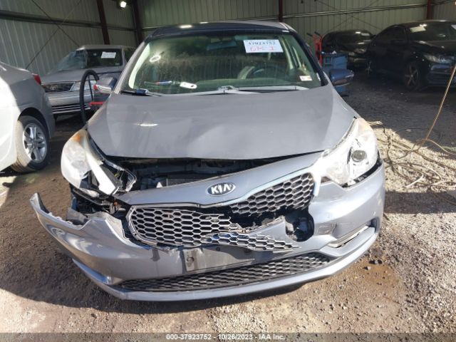 KNAFX4A60G5520418 KIA FORTE LX