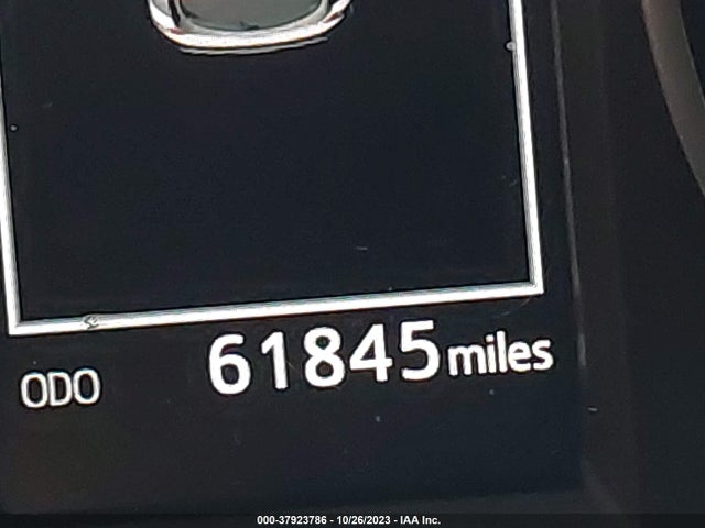 Toyota Rav4 Xle 2017 JTMRFREV1HJ137100 Image 16
