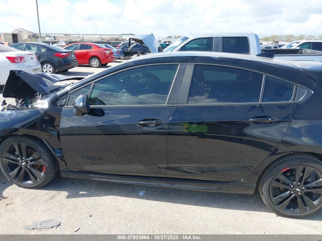 Chevrolet Cruze Lt Auto 2018 3G1BE6SM0JS603532 Image 13
