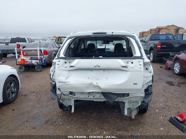 Mitsubishi Outlander Se 2.4 2020 JA4AD3A30LZ020956 Image 17