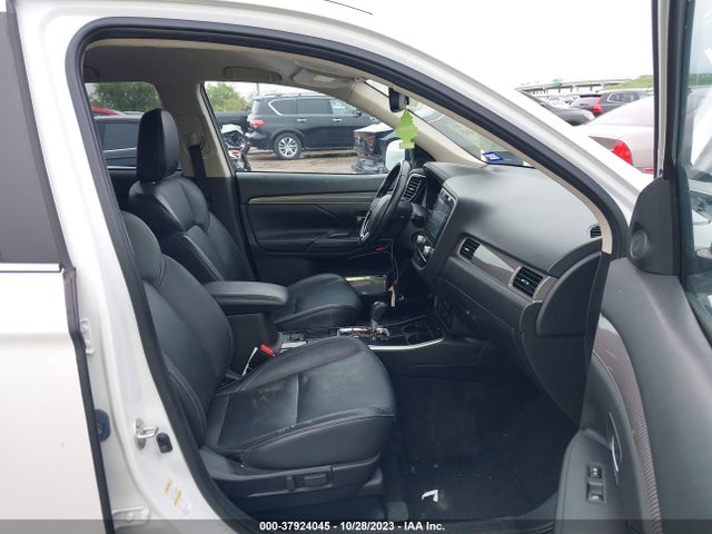 Mitsubishi Outlander Se 2.4 2020 JA4AD3A30LZ020956 Image 5