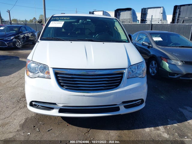 2C4RC1CGXFR547501 Chrysler Town & Country Touring-l