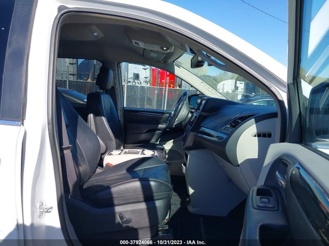 2C4RC1CGXFR547501 Chrysler Town & Country Touring-l