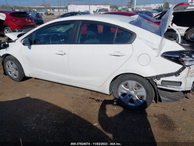 3KPFK4A79JE228997 KIA FORTE LX