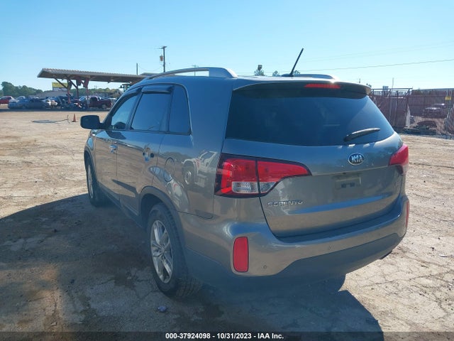 KIA SORENTO LX 2014 5XYKT4A67EG521406 Image 3