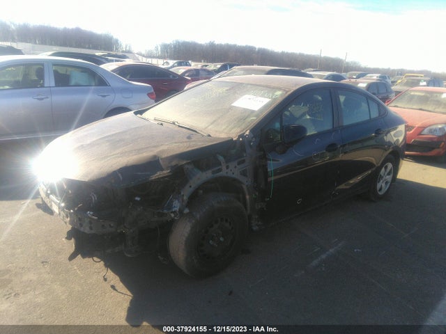 Chevrolet Cruze Ls Auto 2018 1G1BC5SM3J7235801 Image 2