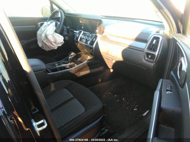 2021 KIA SORENTO LX VIN: 5XYRGDLC6MG008541